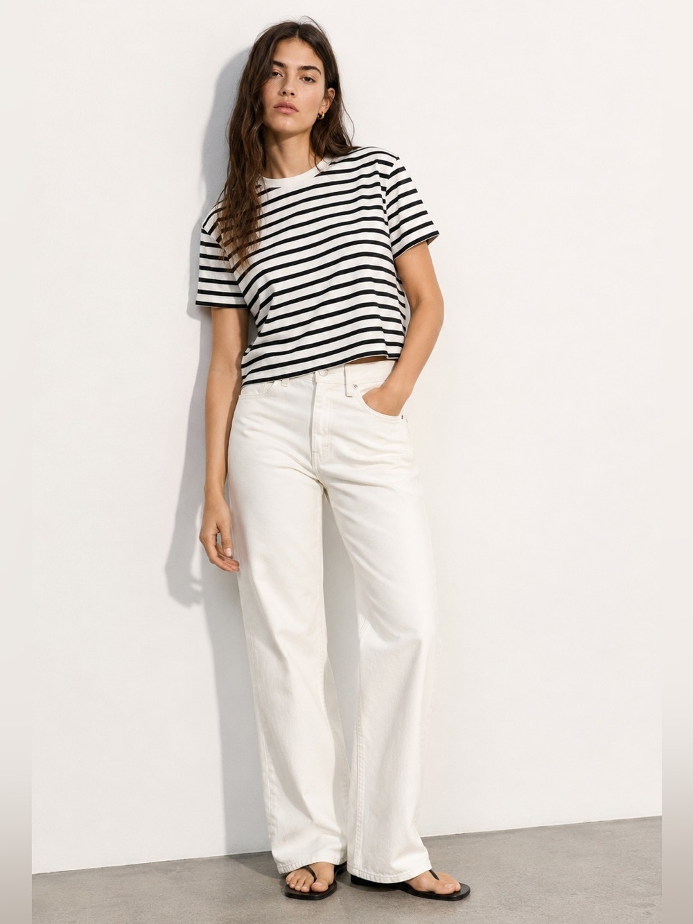 Zara Black & White Striped Cropped Tee Women’s Size Small